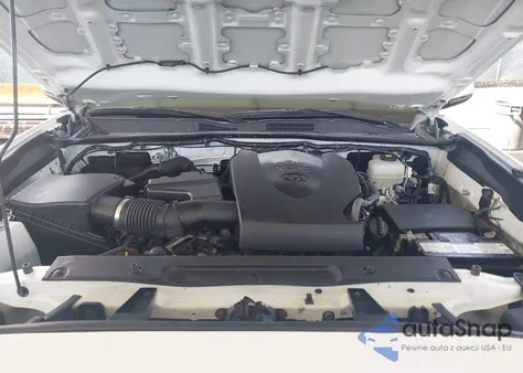 2021 Toyota Tacoma Trd Off-Road z USA, uszkodzony, nr VIN 3TMCZ5AN0MM387565